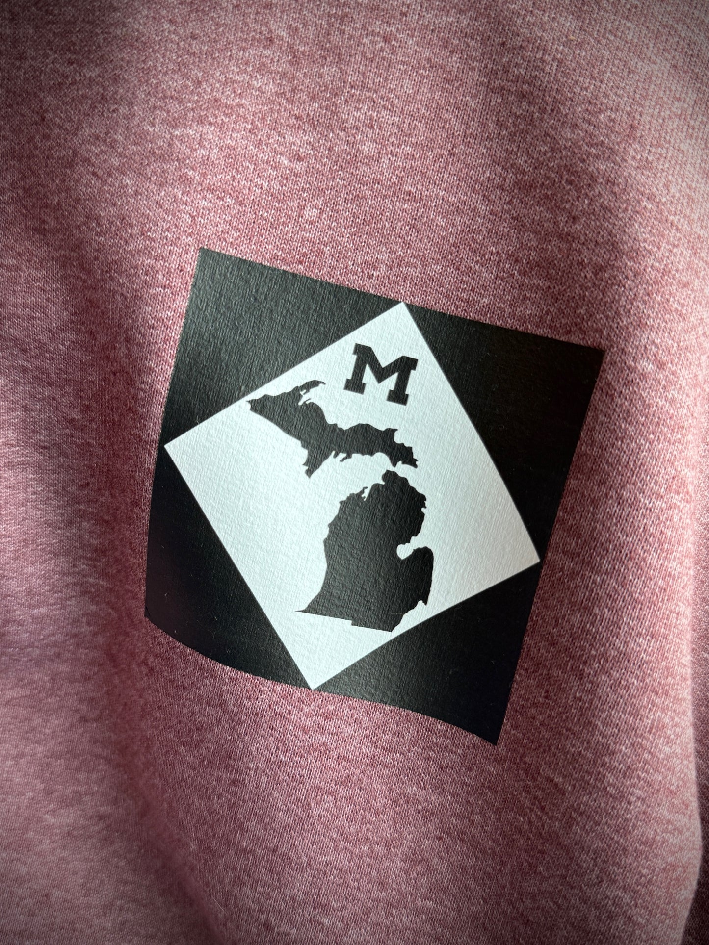 Michigan M-Road Sign Unisex Heavy Blend Hooded Sweatshirt