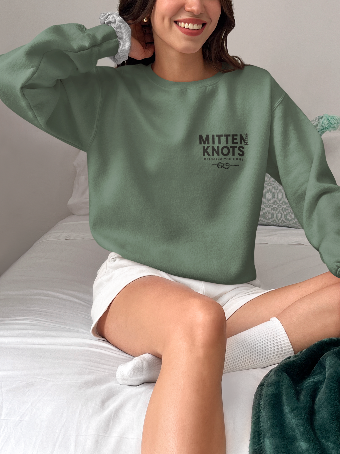 Mitten Knots™ Michigan Lighthouses Unisex Crewneck No Hood Sweatshirt