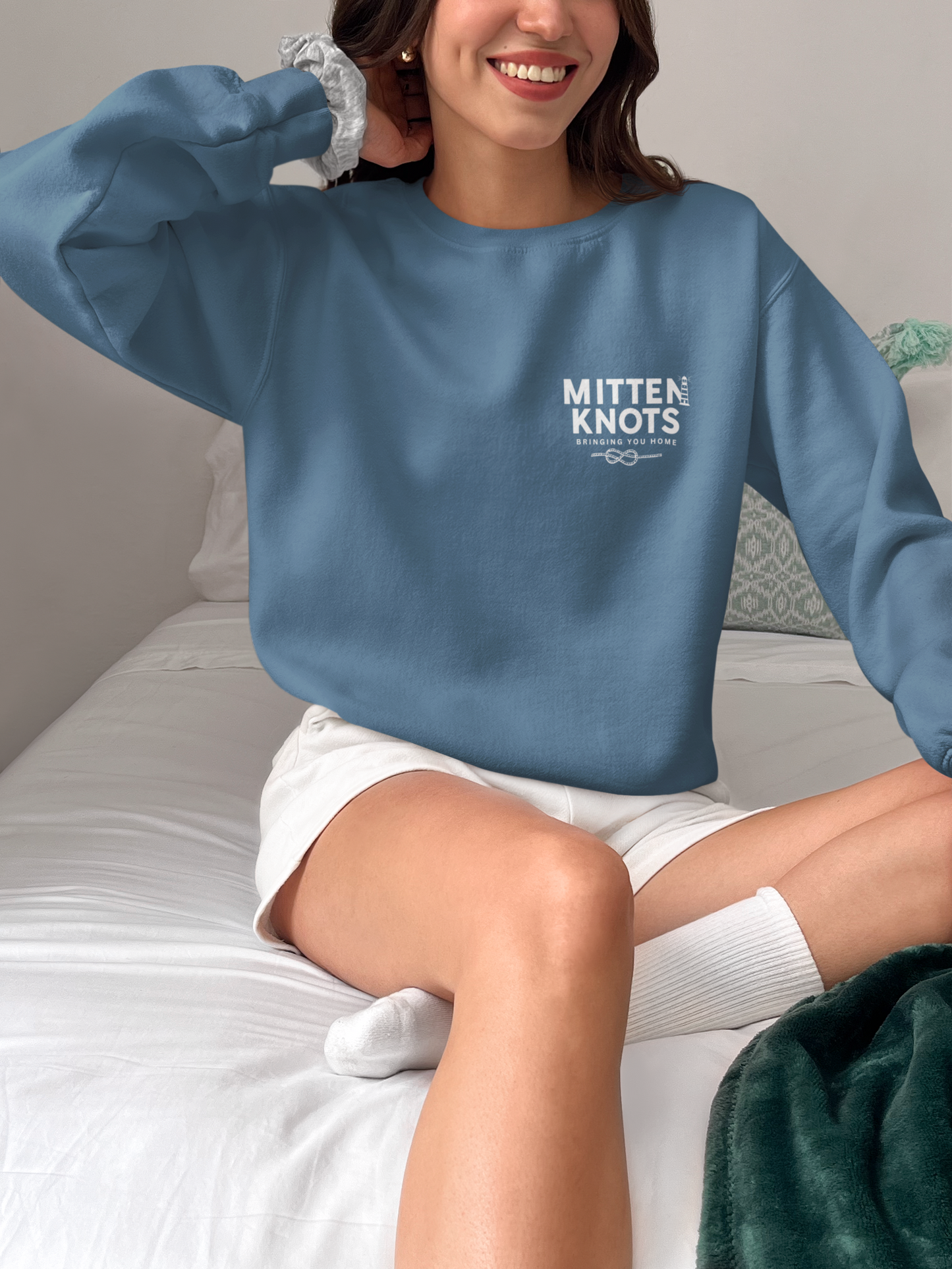 Mitten Knots™ Michigan Lighthouses Unisex Crewneck No Hood Sweatshirt