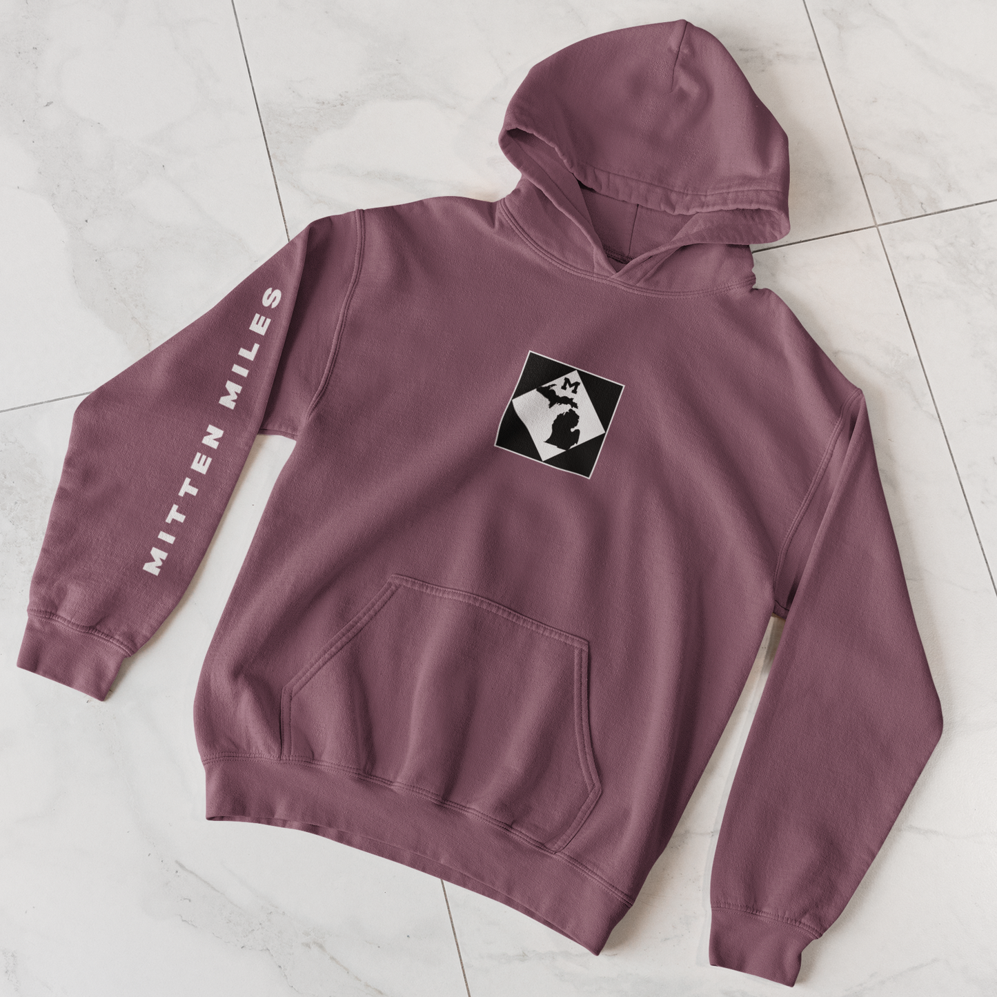 Michigan M-Road Sign Emblem Unisex Heavy Blend Hooded Sweatshirt